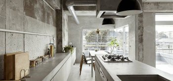 Кухня в стиле бетон и дерево в Сухой лог